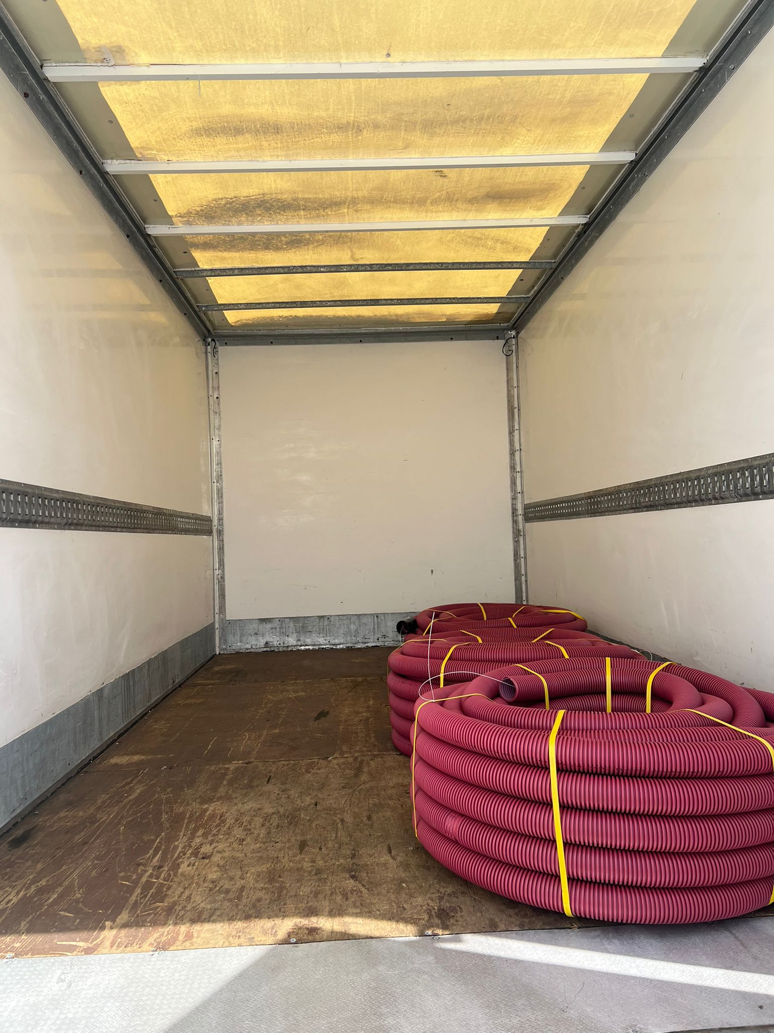 IVECO Daily 35C14 PAQUETERO RAMPA RETRACTIL