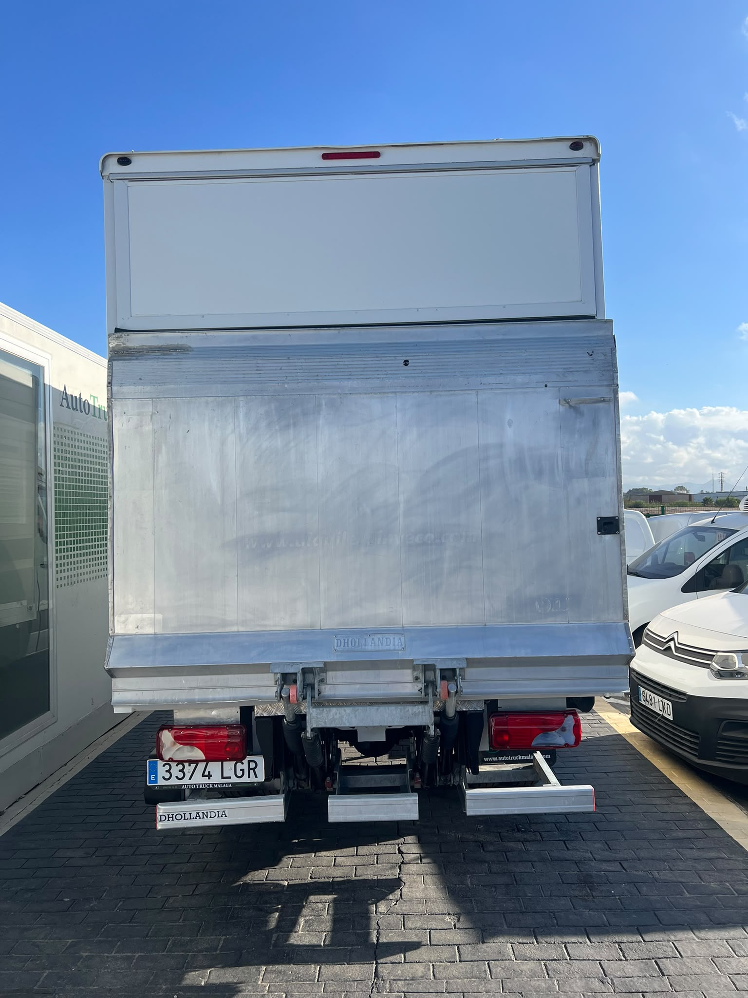 Mercedes-Benz SPRINTER 315 camión furgón