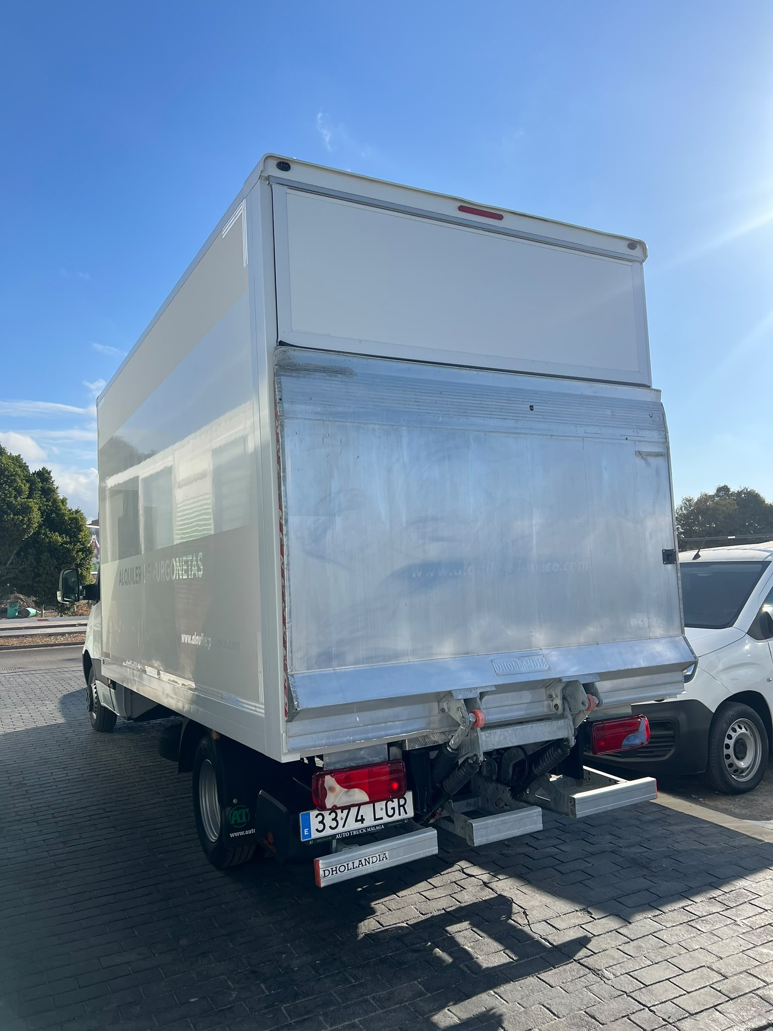 Mercedes-Benz SPRINTER 315 camión furgón