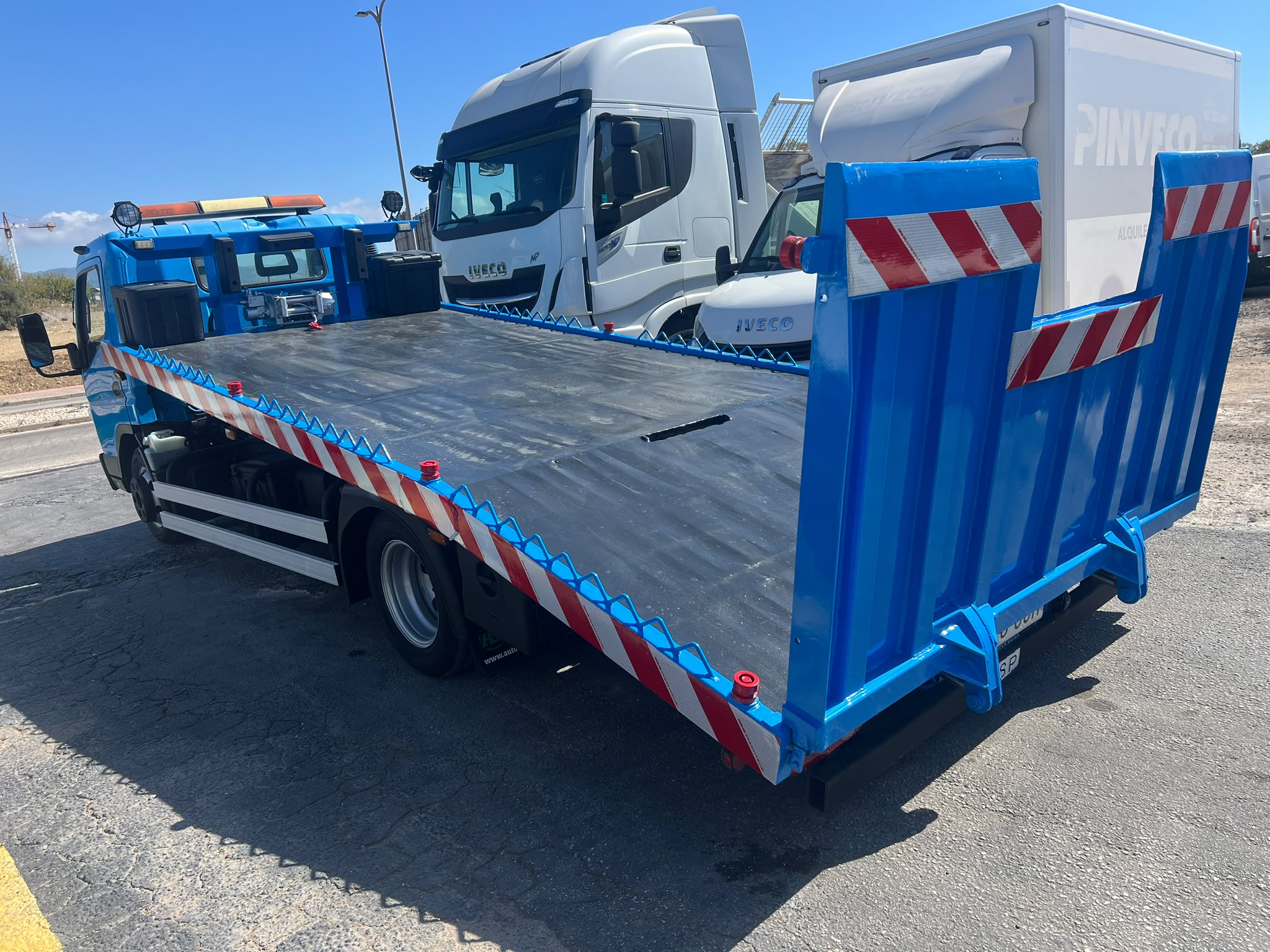 Mitsubishi CANTER 6.5/145 camión portacoches