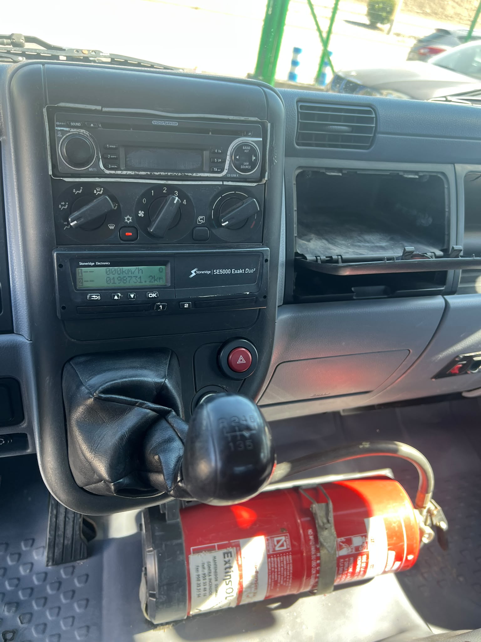 Mitsubishi CANTER 6.5/145 camión portacoches
