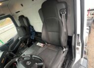Mercedes-Benz Arocs 1845 cabeza tractora