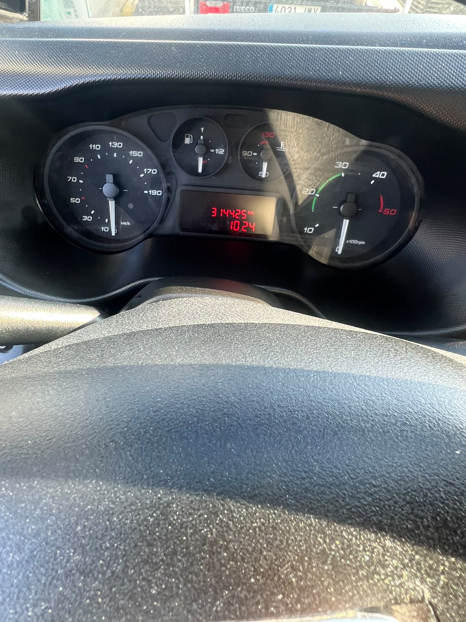 IVECO Daily 70C17 RAMPA ELEVADORA camión frigorífico