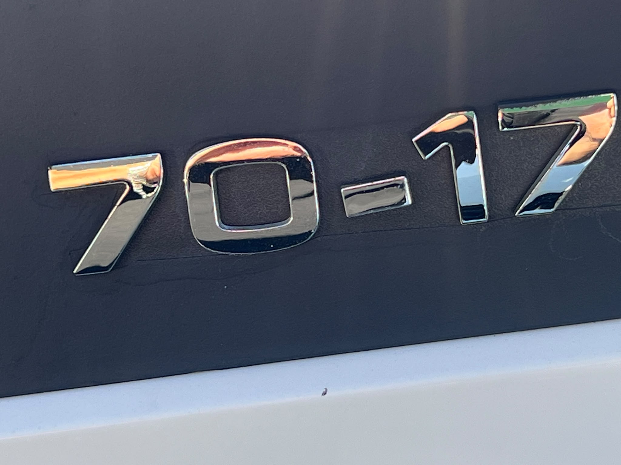 IVECO Daily 70C17 RAMPA ELEVADORA camión frigorífico