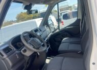 Nissan NV400 3.5TN BASCULANTE camión chasis