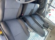 Nissan NV400 3.5TN BASCULANTE camión chasis